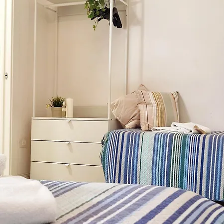 Al Teatro 3*